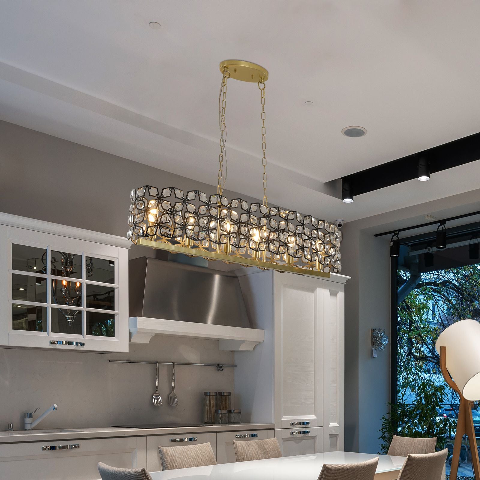 543074861
